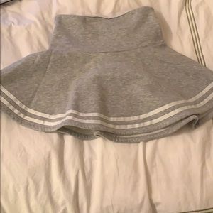 H&M mid-thigh skirt
